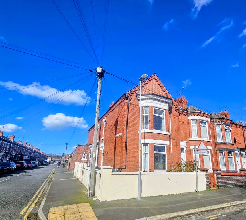 Property photo 2 of 31