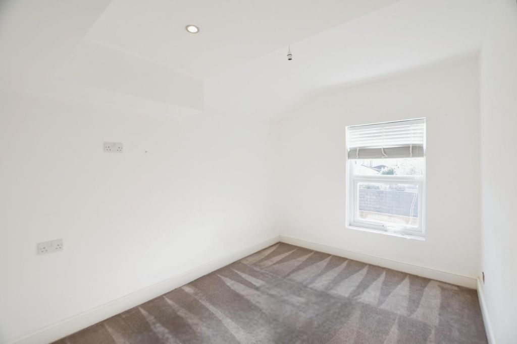 Property photo 3 of 8 Editedimage-Aac9161F-2Ed8-4309-Bcf0-Db3Eba9A0271 2