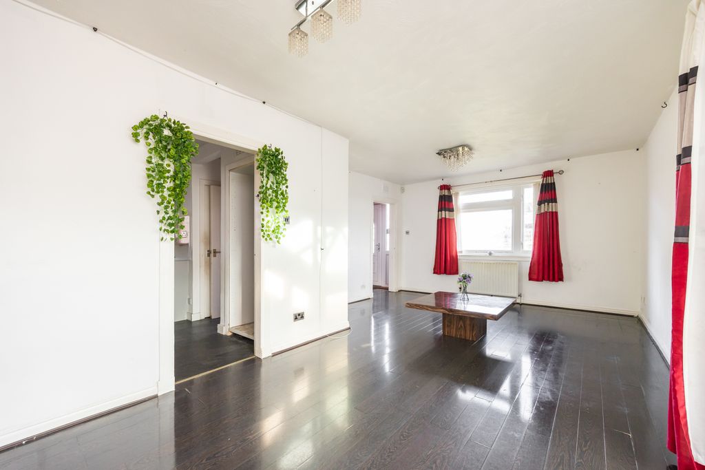 Property photo 3 of 27 Property Image 3