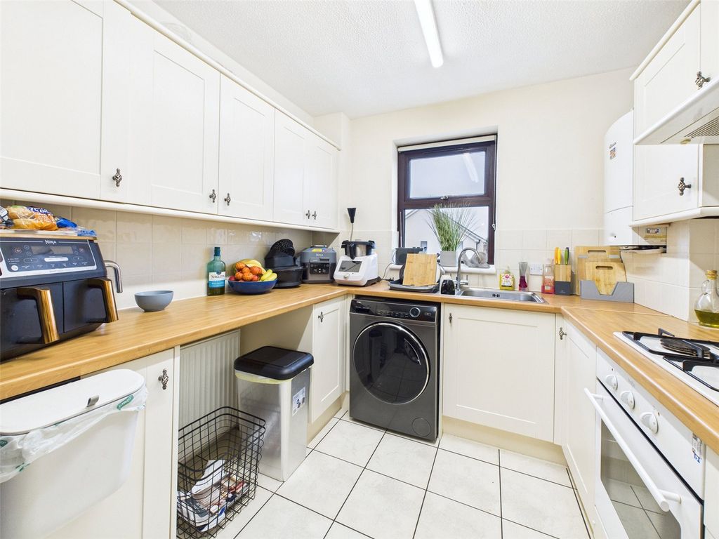 Property photo 2 of 11 Picture No. 03