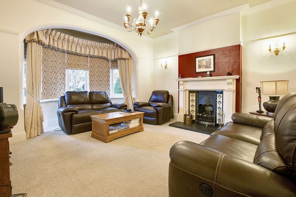 Property photo 3 of 55