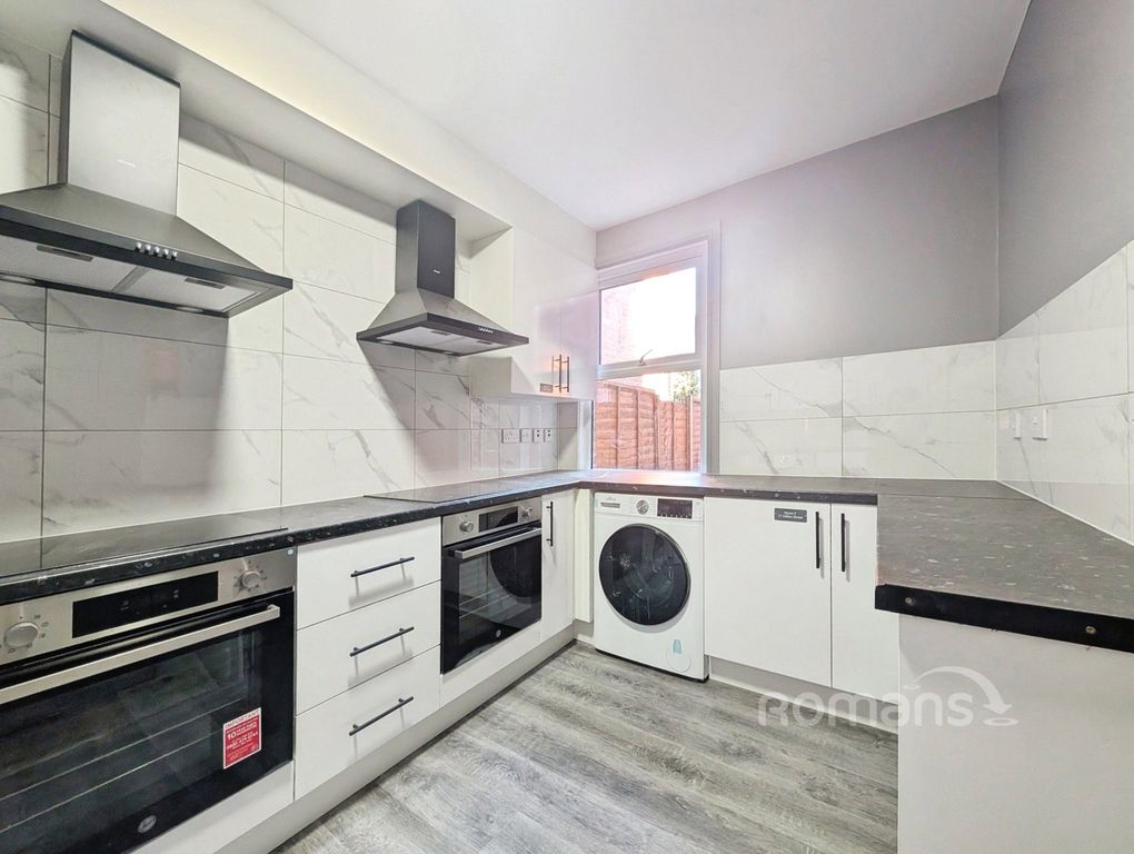 Property photo 3 of 4 Picture No. 05