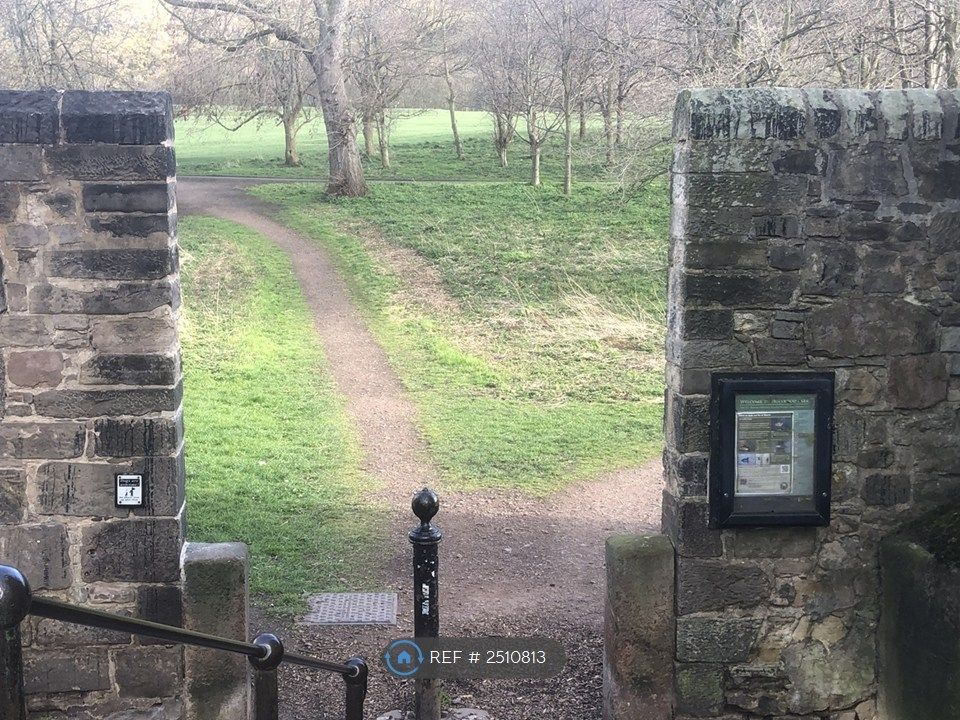 Property photo 3 of 35