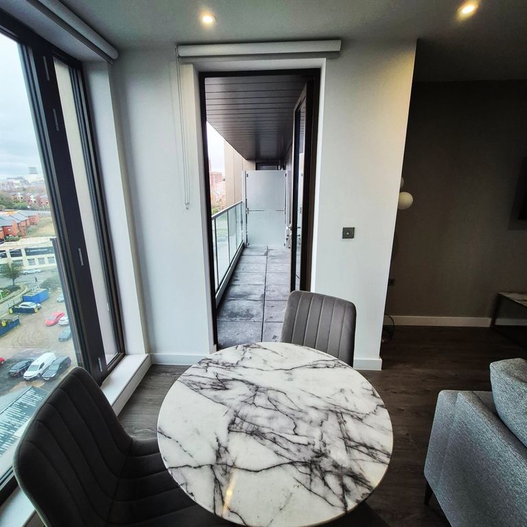 Property photo 3 of 18