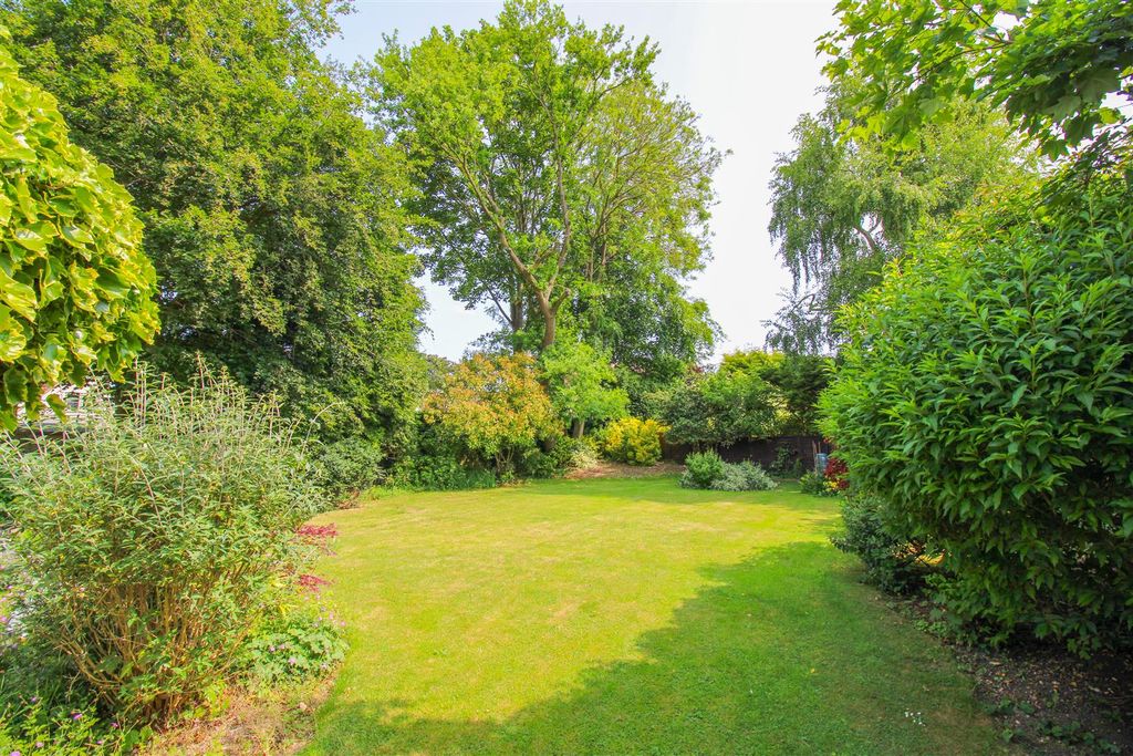 Property photo 3 of 12 Img_1154.Jpg
