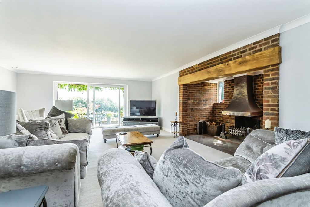 Property photo 3 of 57 Pbox-Img.Jpg