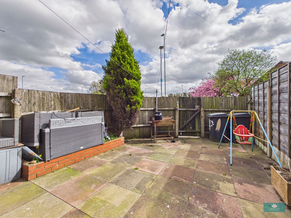 Property photo 2 of 14 Photo 17