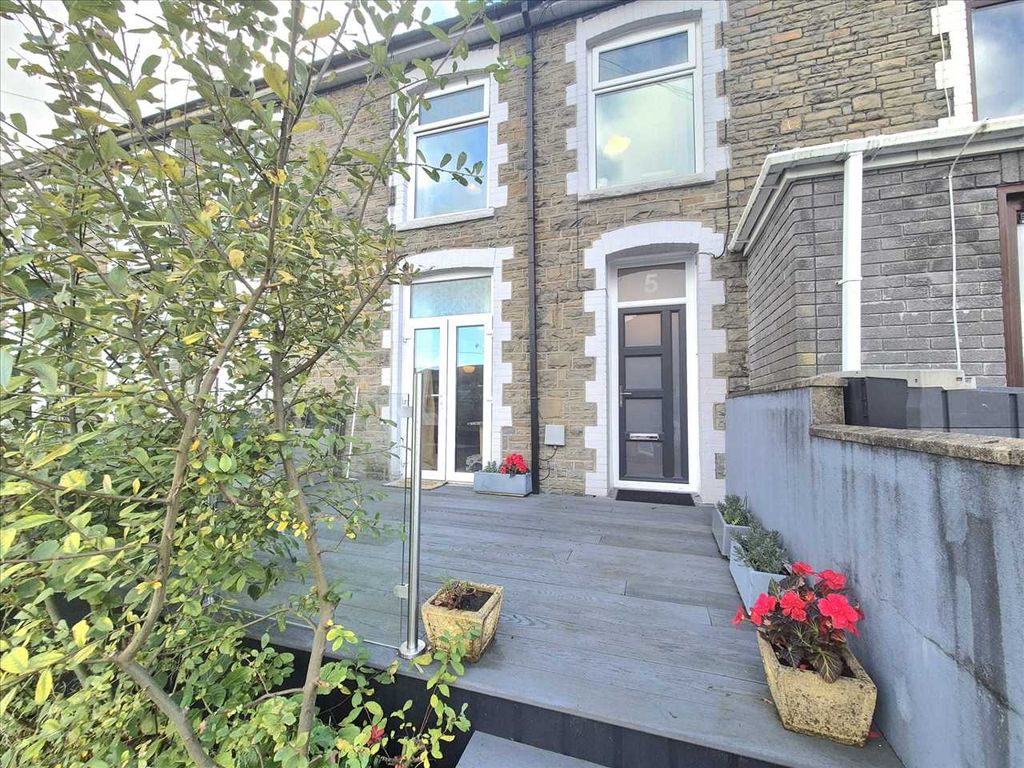 Property photo 1 of 24 Main Picture