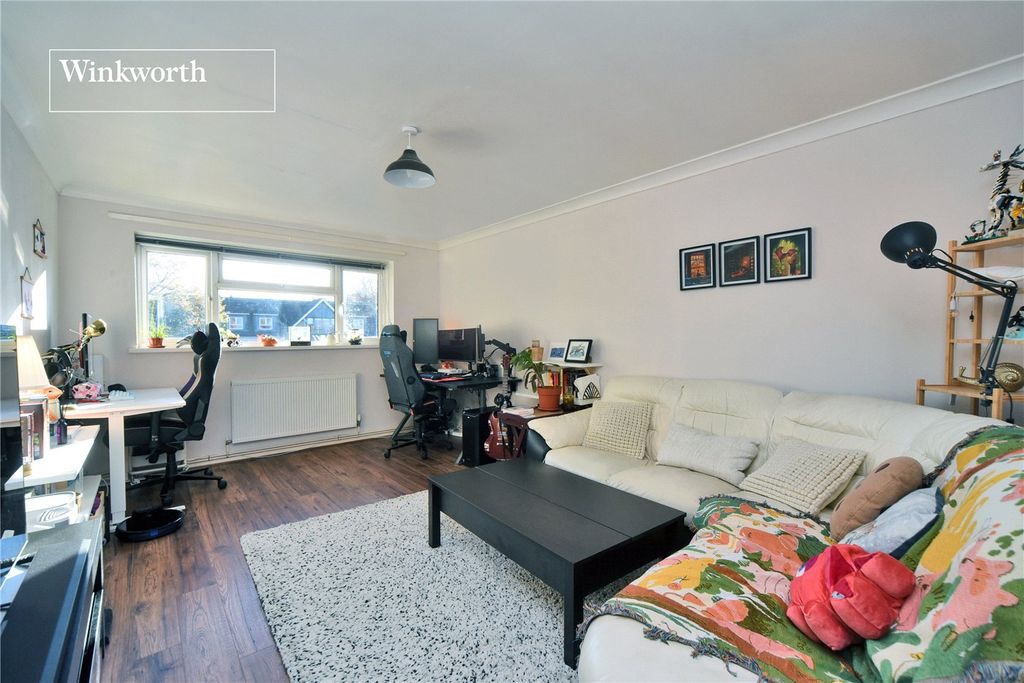 Property photo 2 of 18 Picture No. 03