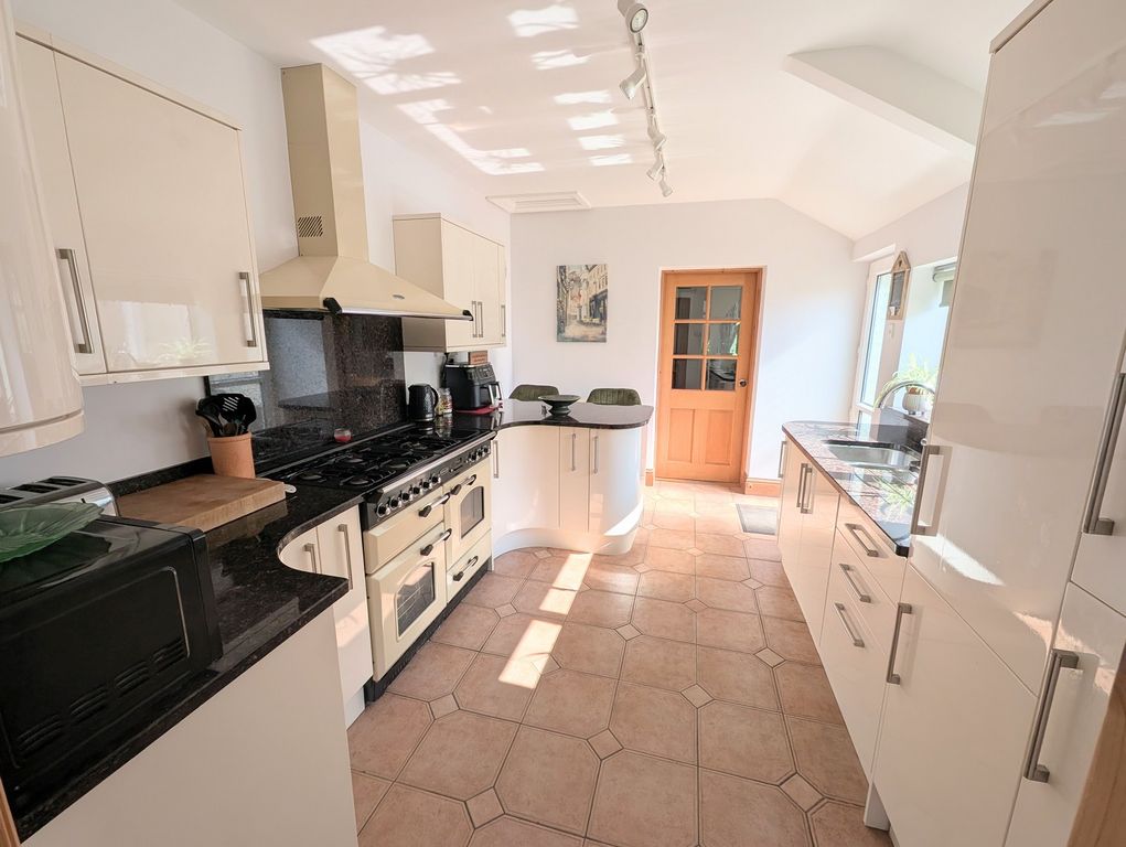 Property photo 3 of 16 Not Specified