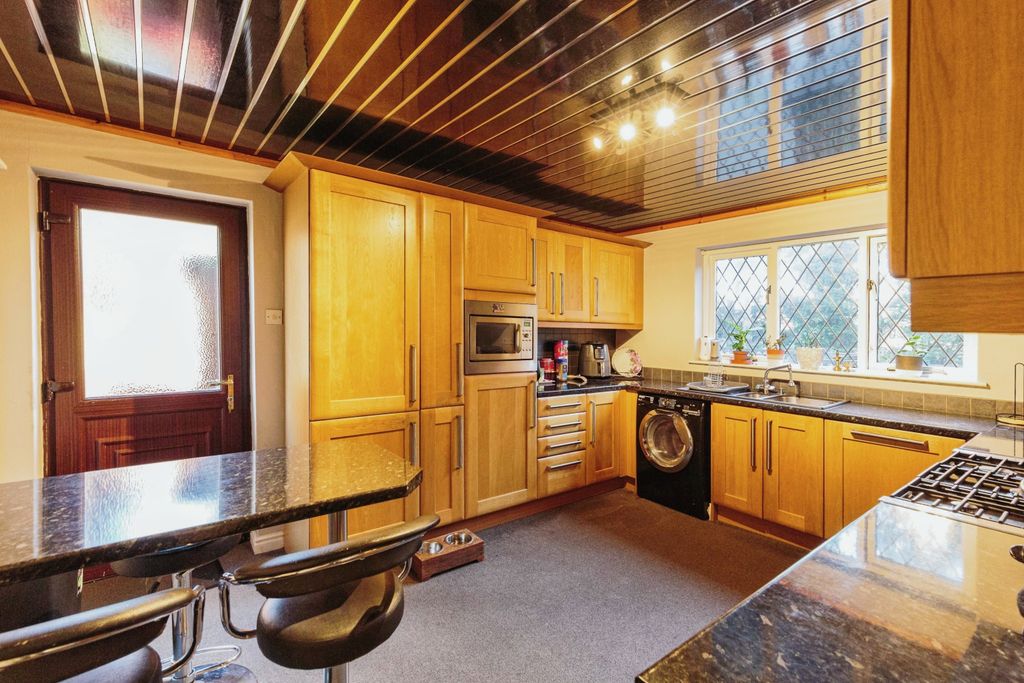 Property photo 3 of 17 Photography