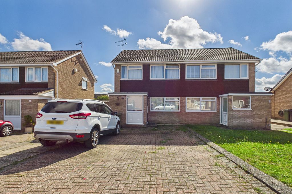 Property photo 1 of 12