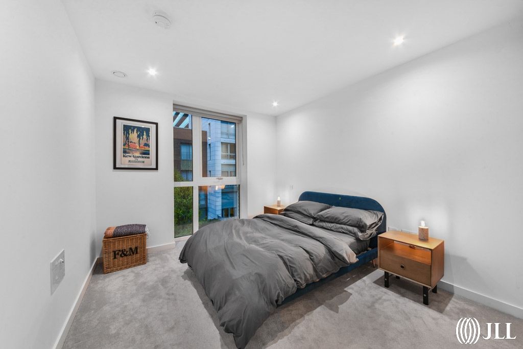 Property photo 3 of 23