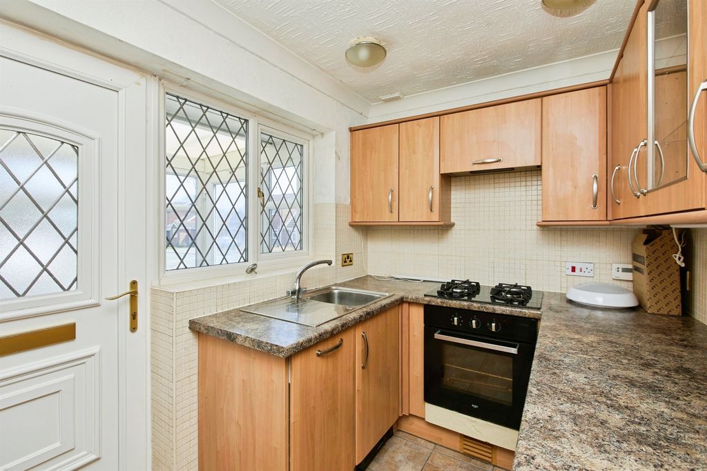 Property photo 2 of 15