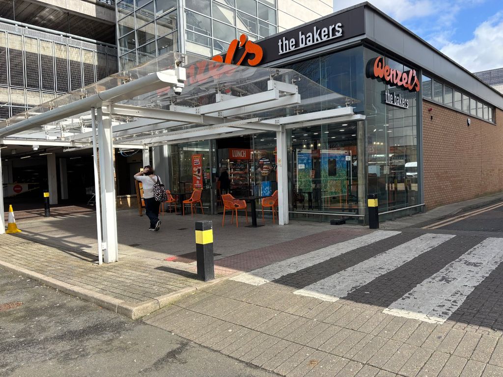 Property photo 1 of 10 Picture No. 05