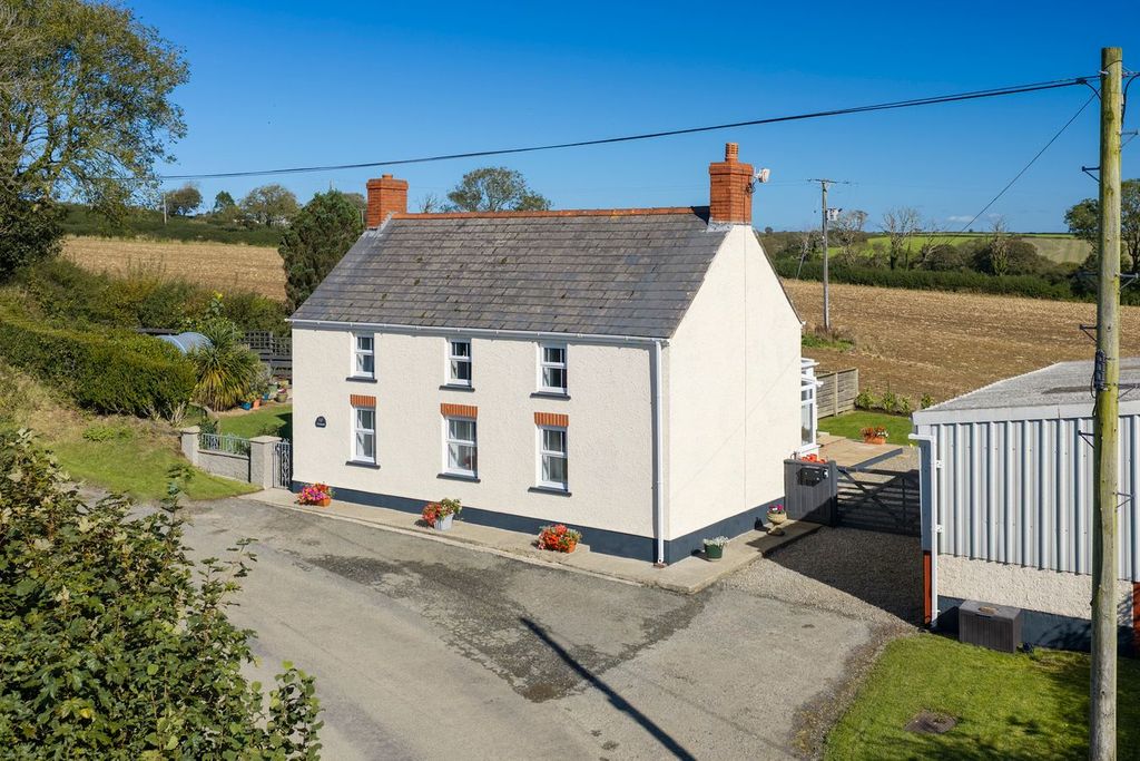 Property photo 1 of 38