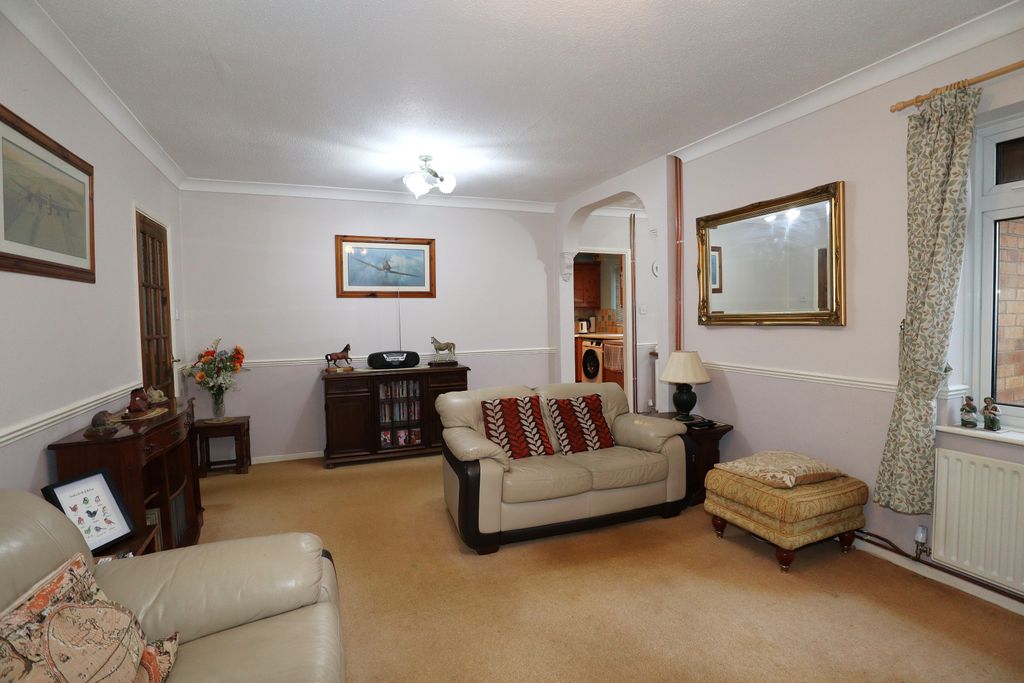 Property photo 3 of 10