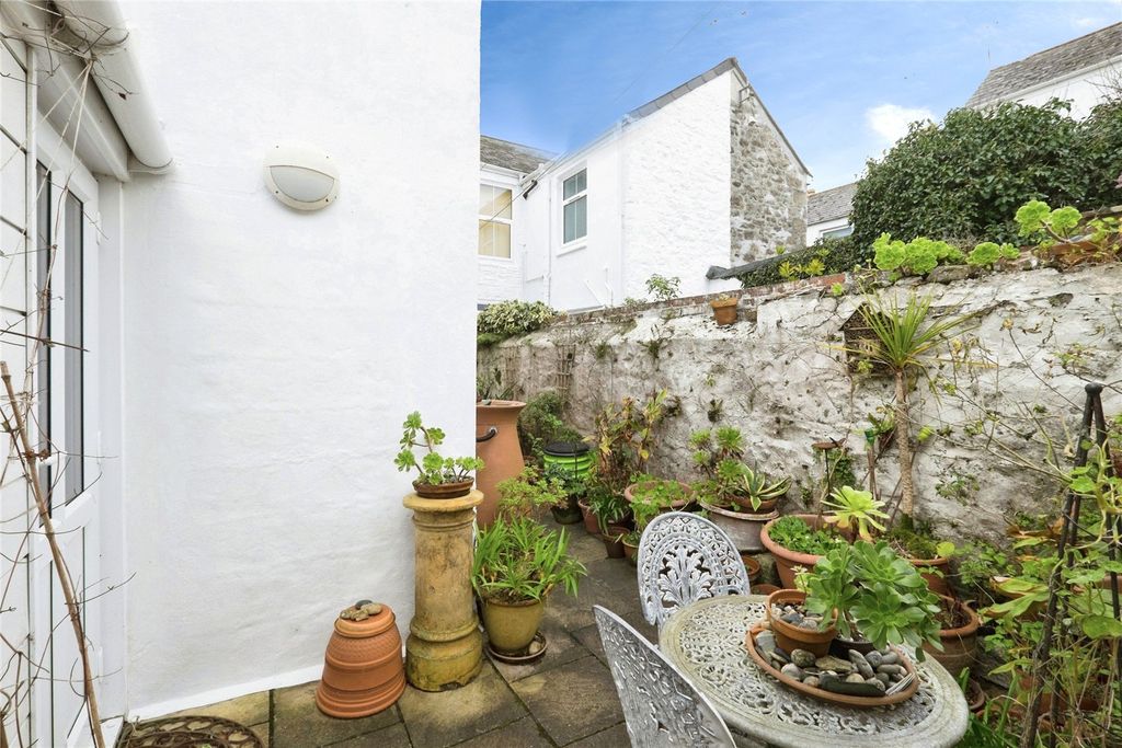 Additional image 15 of 4 bed terraced house for saleRedinnick Terrace, Penzance, Cornwall TR18
