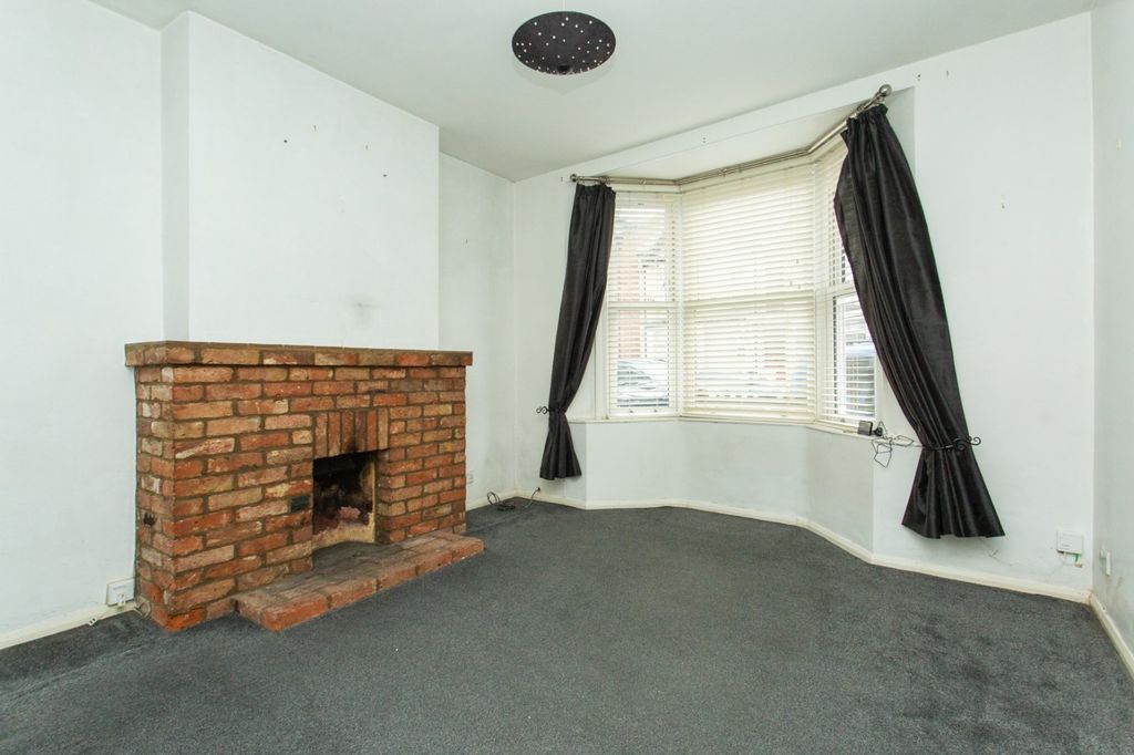 Property photo 3 of 11 Picture 3