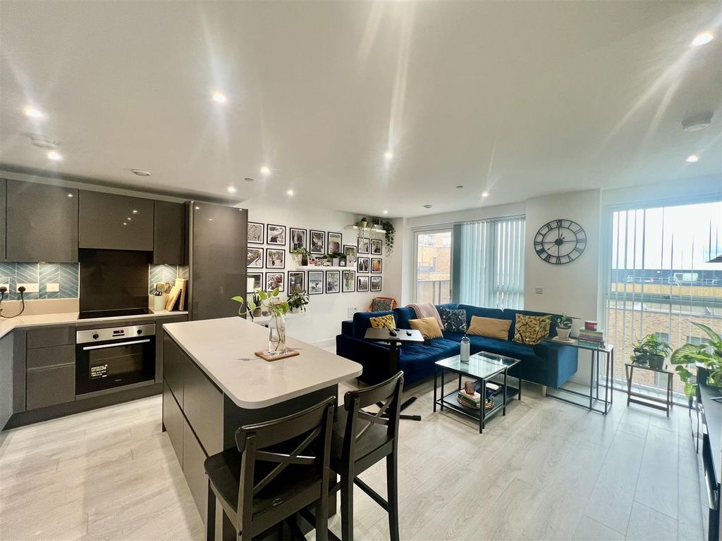 Property photo 2 of 11 Reception Room/ Kitchen