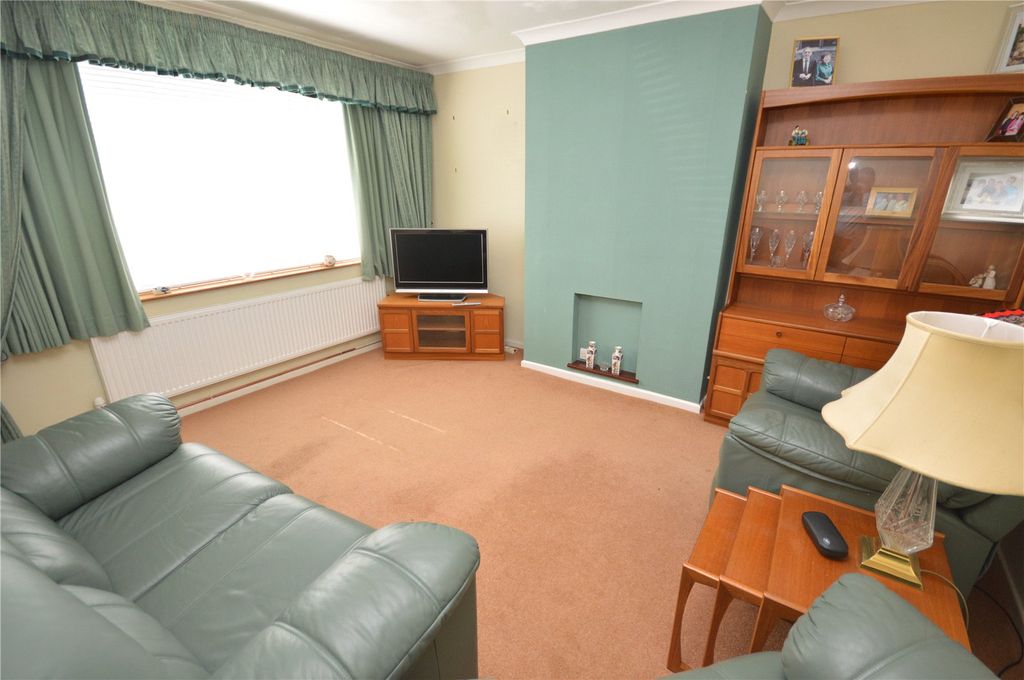 Property photo 2 of 12 Picture No. 02