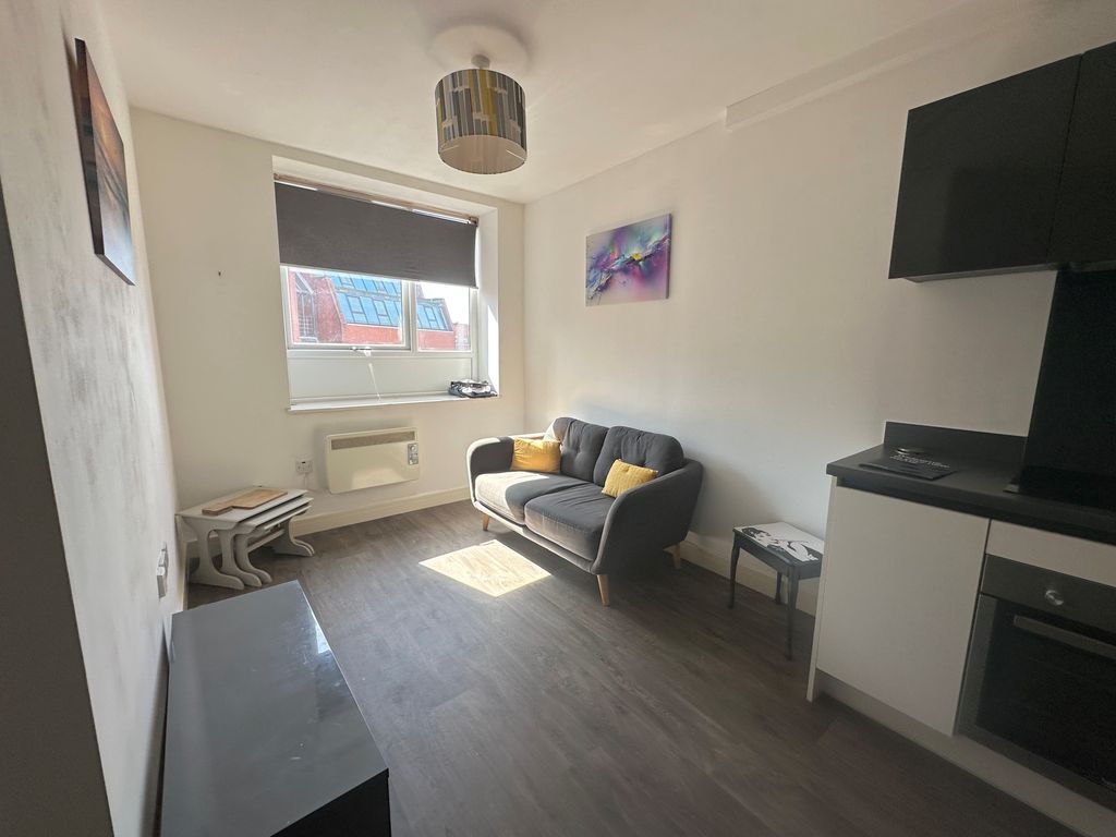 Property photo 2 of 6