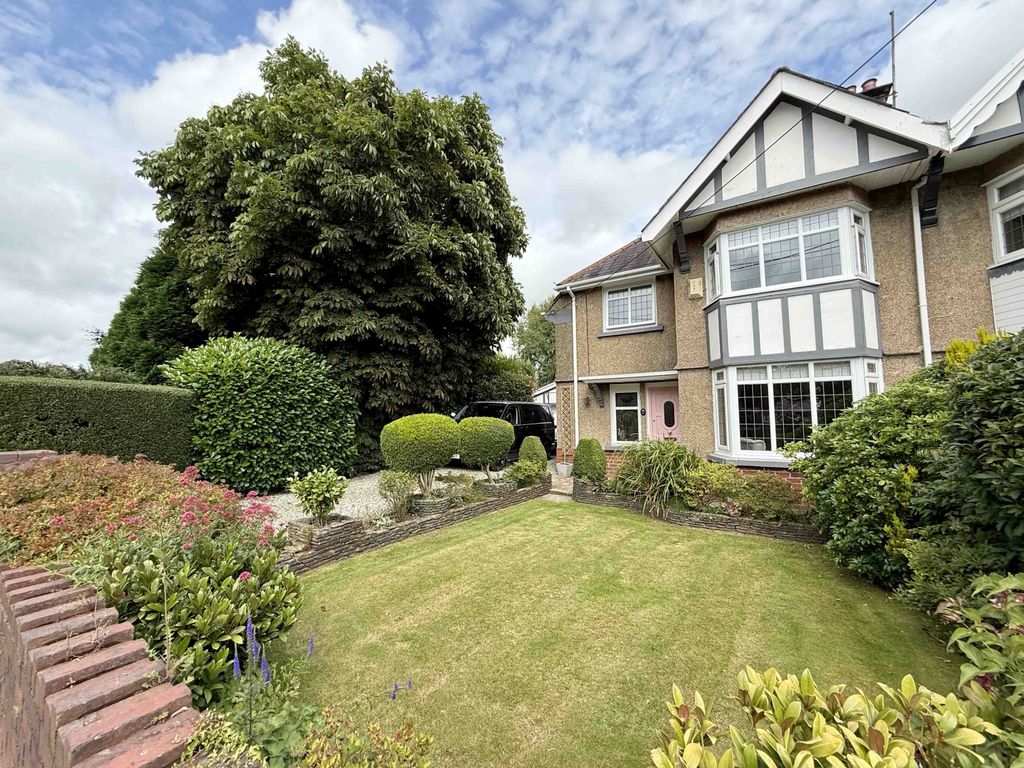 Property photo 2 of 29 Swansea Road, Pontlliw, 3 Bedroom Semi Detached