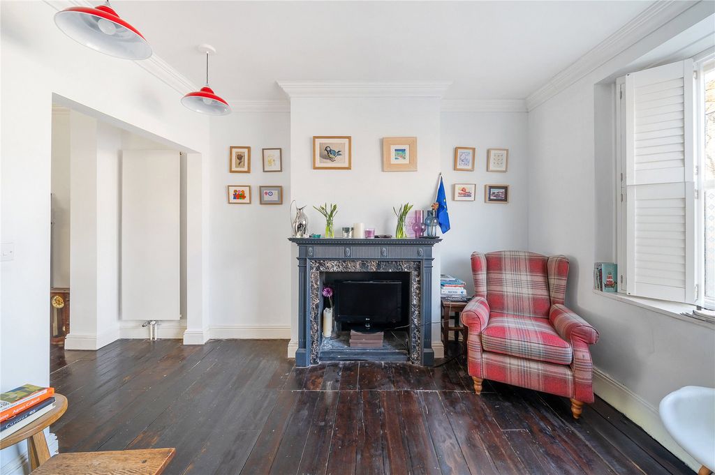 Property photo 3 of 17 Picture No. 04