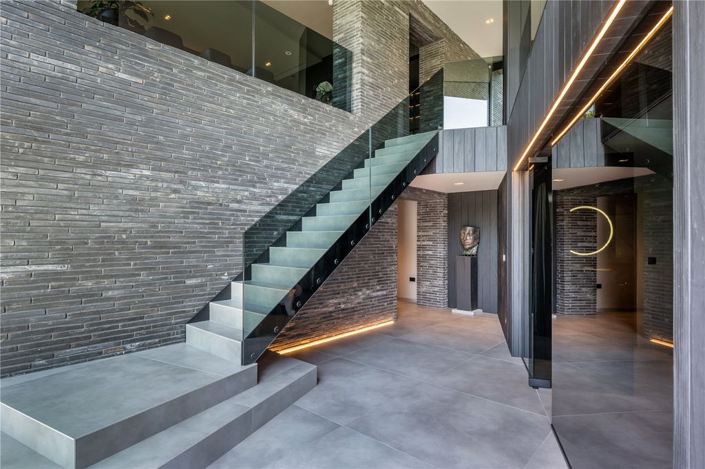 Additional image 11 of 5 bed detached house for saleStaplefield Road, Cuckfield, Haywards Heath, West Sussex RH17