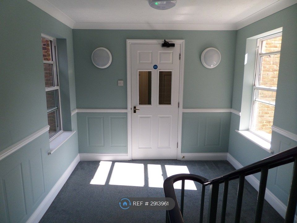Property photo 2 of 14 Communal Area