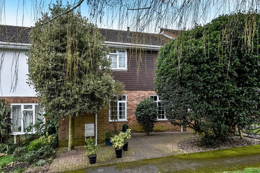 Property photo 1 of 10 Front_Result.Jpg