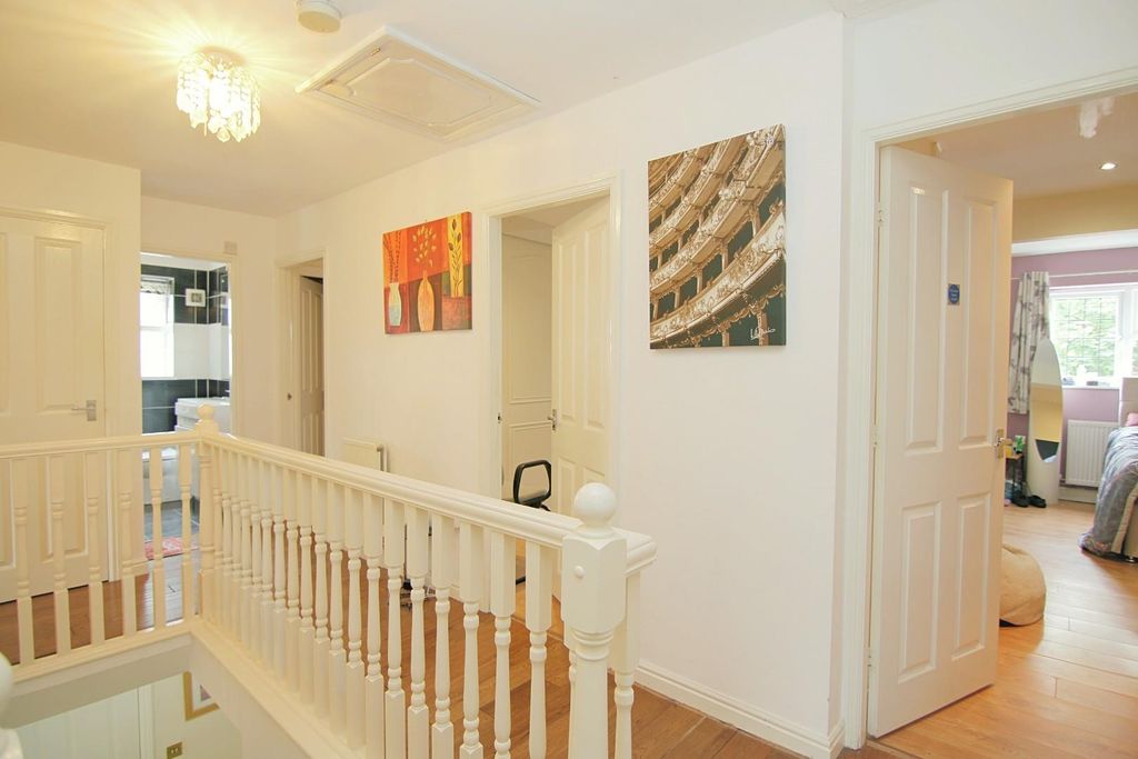 Additional image 36 of 5 bed detached house for saleSycamore Chase, Pudsey LS28