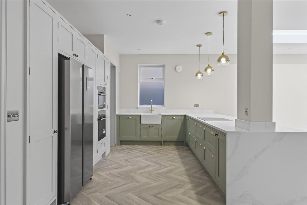 Property photo 3 of 30 Dsc03542.Jpg