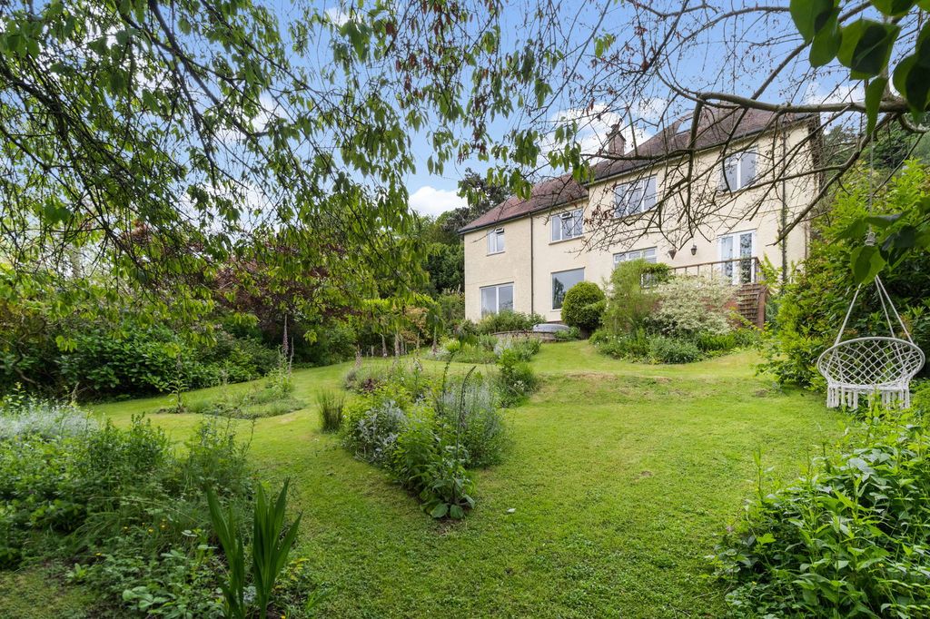 Property photo 1 of 24