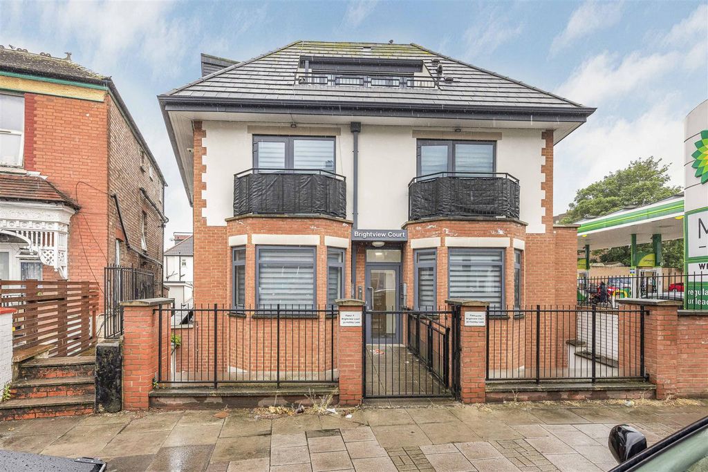 Property photo 1 of 15 1