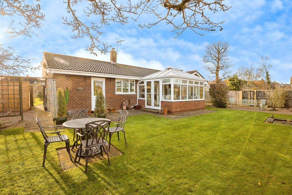 Property photo 2 of 12 Photo