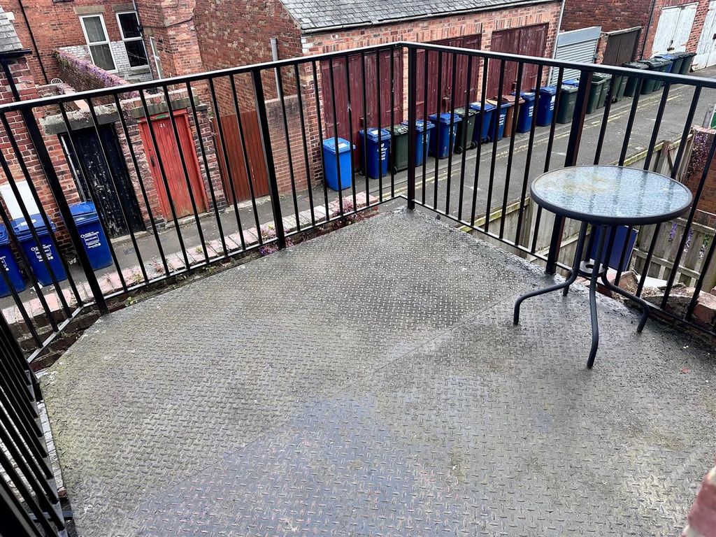 Property photo 3 of 12 Terrace.Jpg