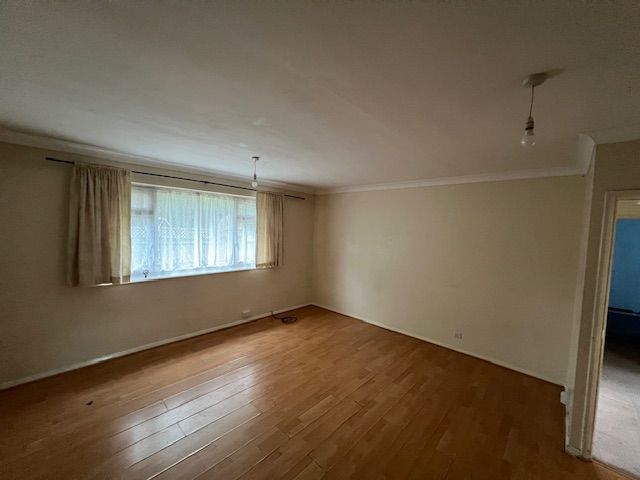 Property photo 2 of 3