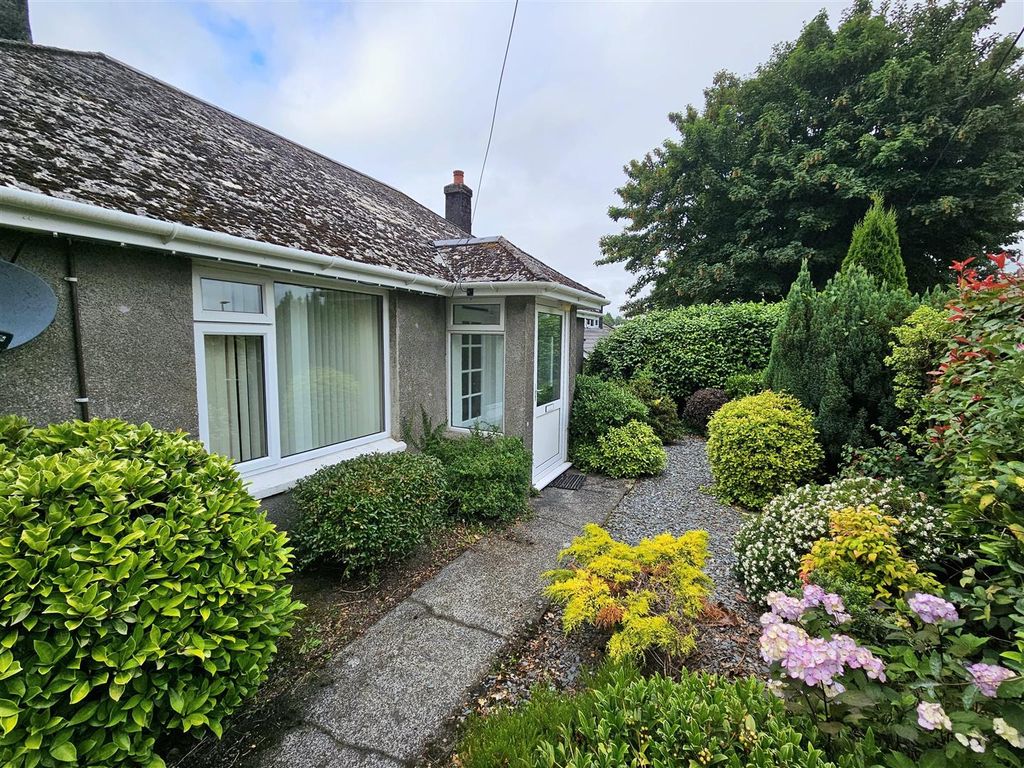 Property photo 1 of 19 Front Garden.Jpg