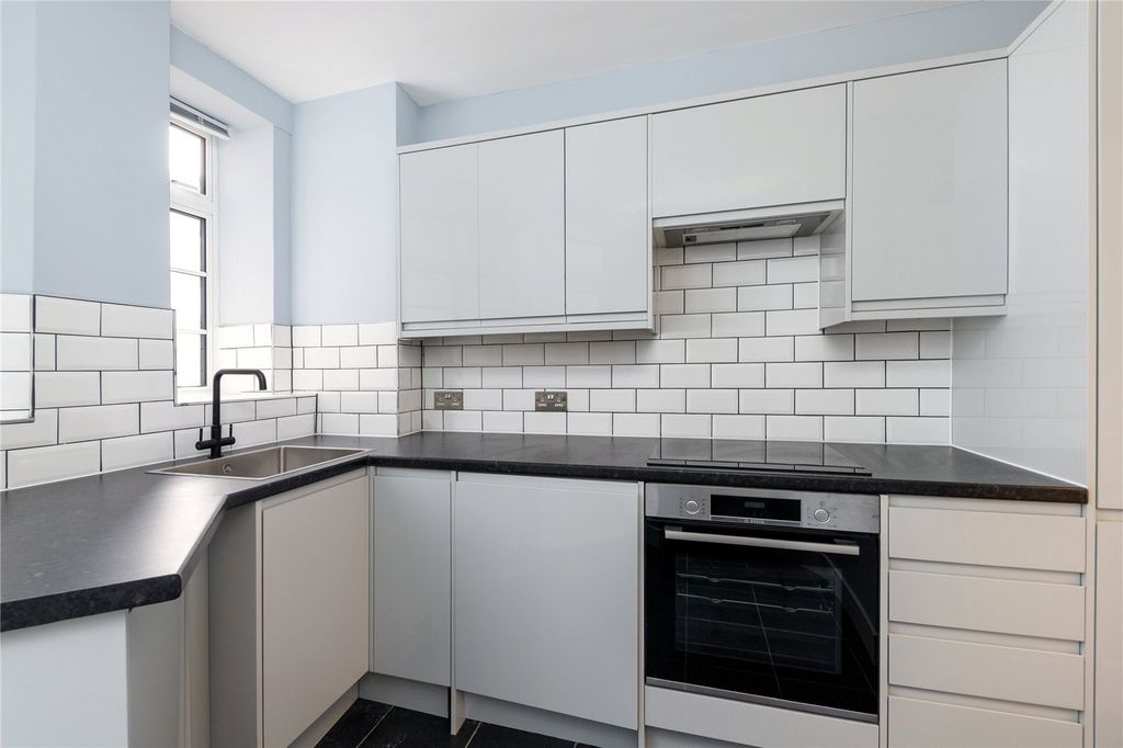 Property photo 2 of 7 Picture No. 03