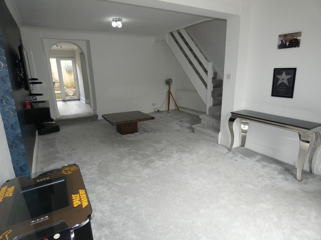 Property photo 3 of 13 Not Specified