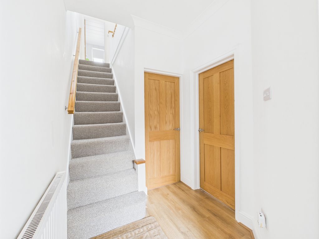 Property photo 2 of 37