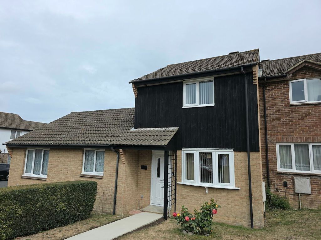 Property photo 3 of 9