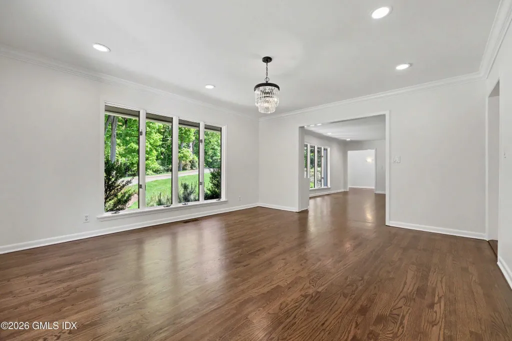 Property photo 2 of 50 <Alttext/>
