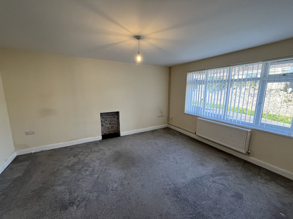 Property photo 2 of 12 Not Specified