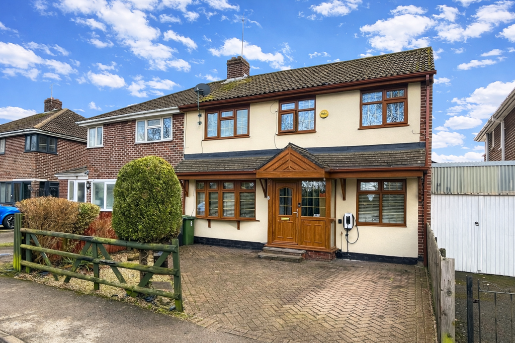 Property photo 1 of 18 25363253-704F-462D-843B-13B414BA23B8