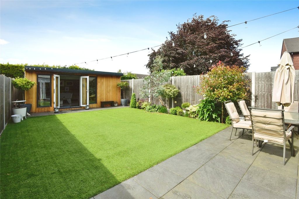 Property photo 2 of 17 Photography
