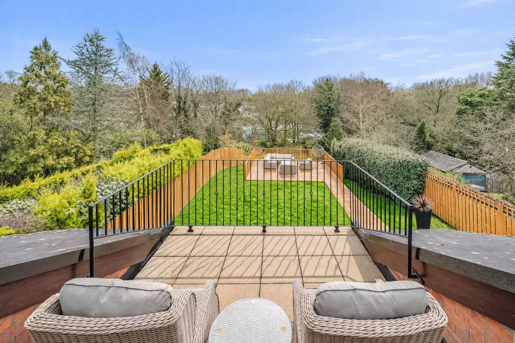 Property photo 2 of 53