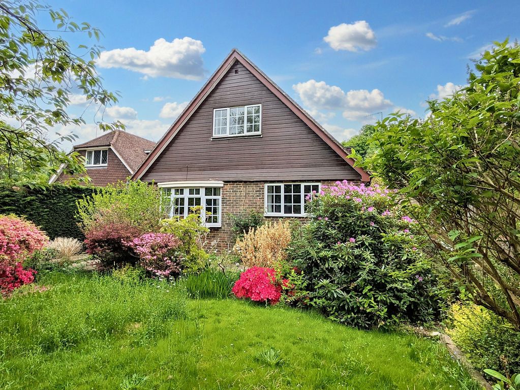 Property photo 1 of 18