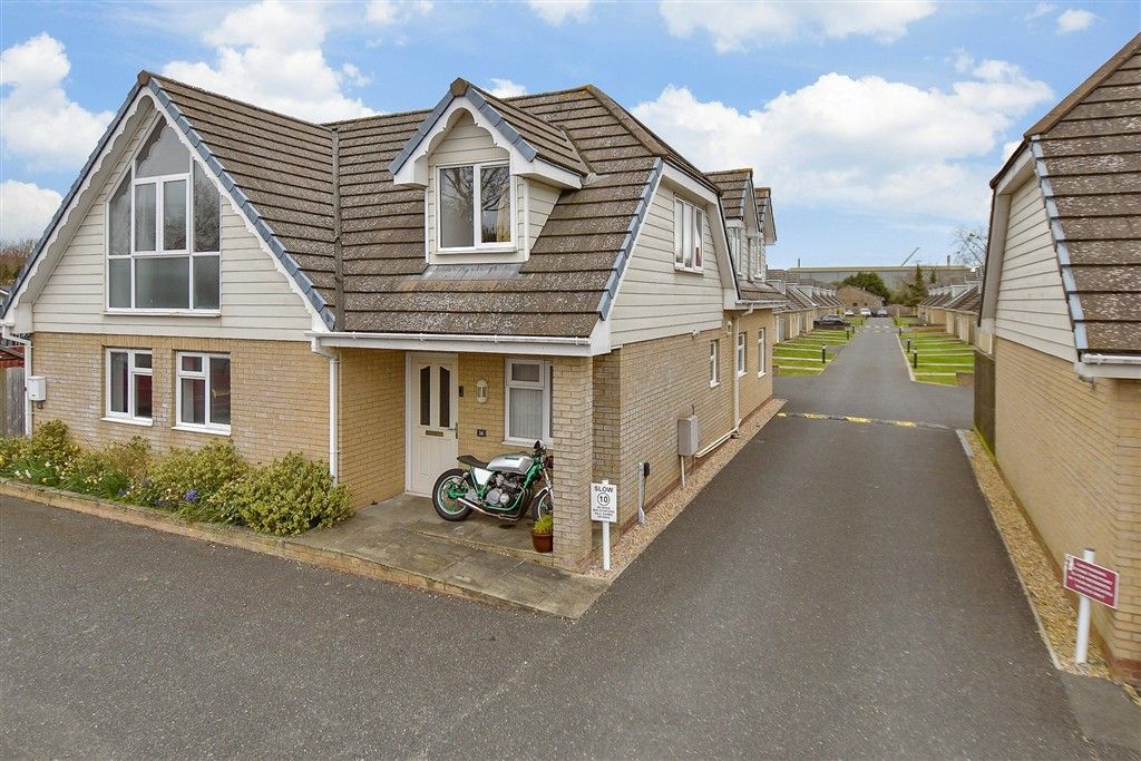 Property photo 1 of 12 External (Web)